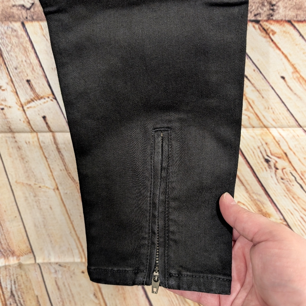 SALE 🎉  American Eagle Luxe Black Moto Denim Hi Rise Jegging Jeans Short Length - Picture 3 of 7